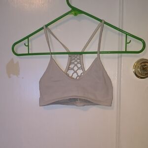 Intimately | Chic White Sports Bra with Stylish Mesh Back